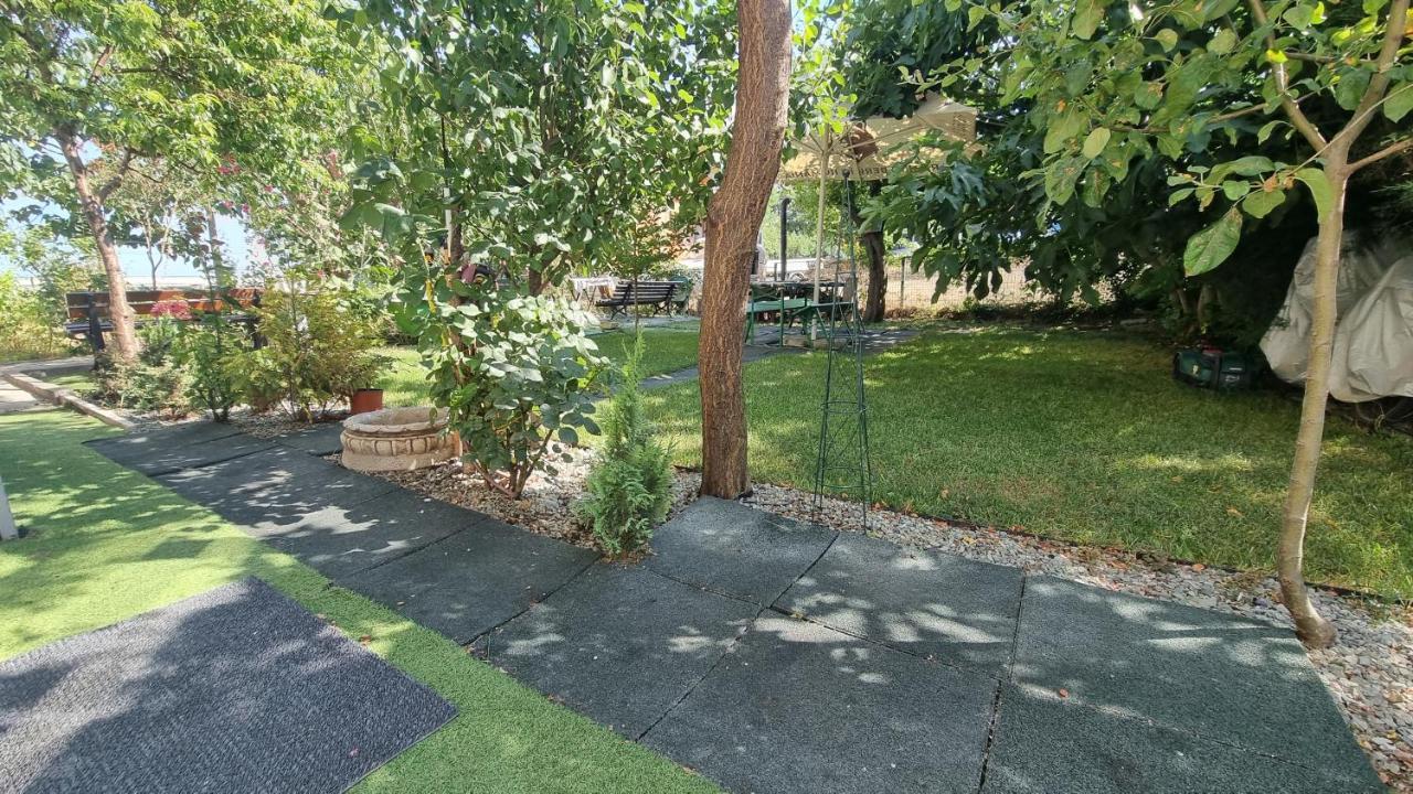 Seanest Mangalia Apartment Exterior photo